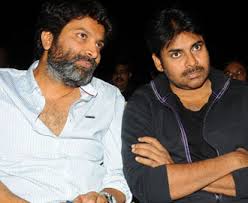 pawan kalyan,trivikram,director dolly,s.j surya,script,political meetings  పవన్‌ చిత్రం విషయంలో షాకింగ్‌ న్యూస్‌...! 